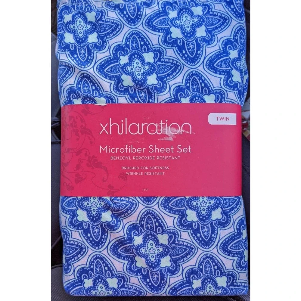 xhilaration 3-Piece Blue & Mint Disco Medallion Microfiber Sheet Set Twin